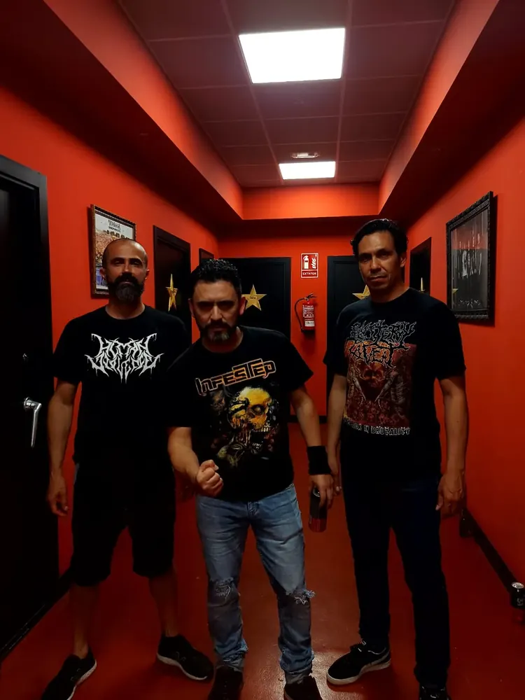 Human Violence — Local de ensayo